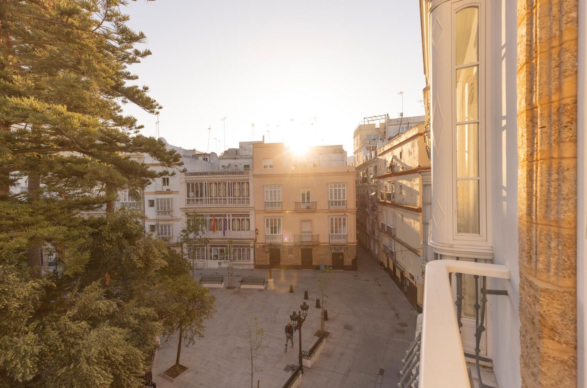 กันเดลาเรีย 10 Apartment กาดิซ ภายนอก รูปภาพ